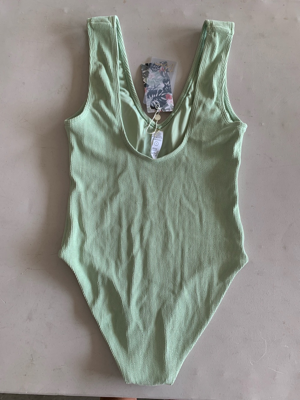 NWT! Toluca Ribbed Scoop Neck One-Piece Swimsuit in Mint Green with cups